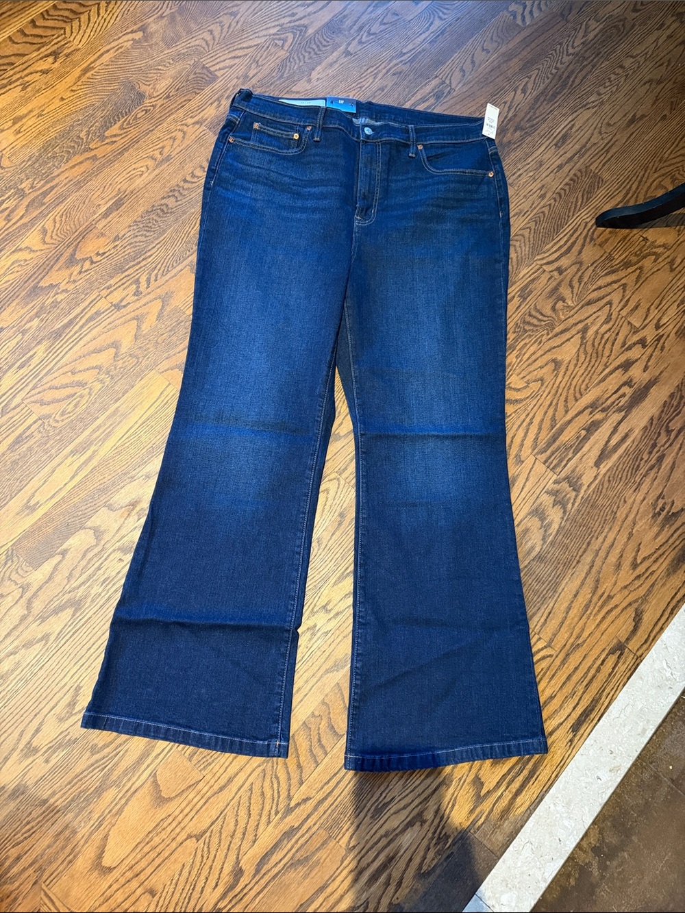 GAP Women's Dark Indigo Flare high rise Wide Leg Jeans
